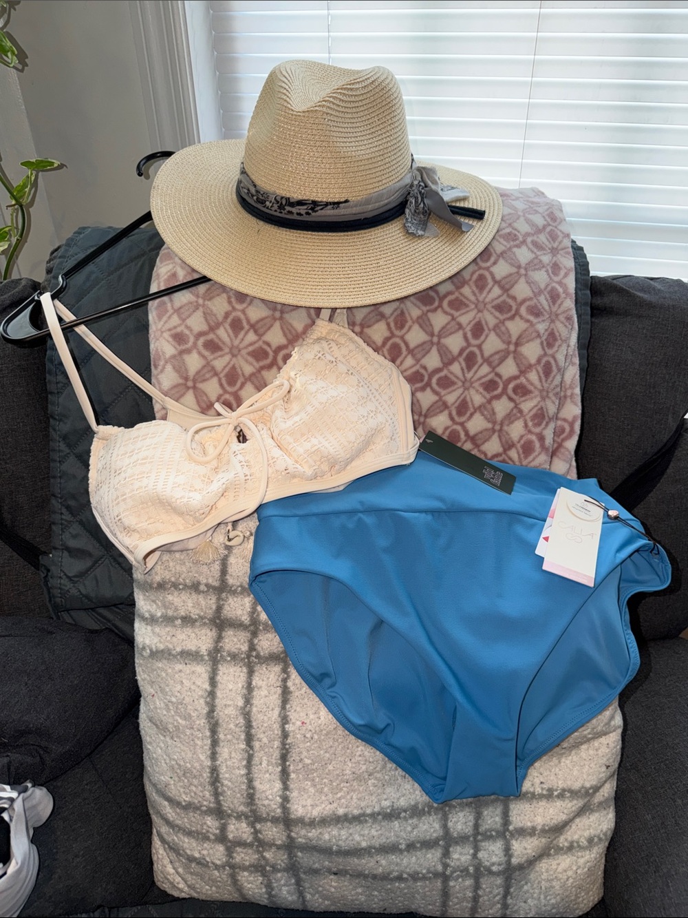 Cream Crochet Bikini Top Wild Fable & Blue High-Waist Bikini Bottoms. (Calia).